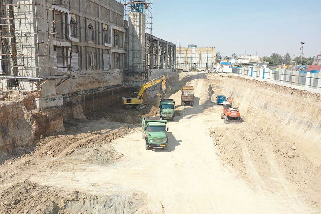 عملیات خاکبرداری شبستان حضرت خدیجه سلام الله علیها آغاز شد