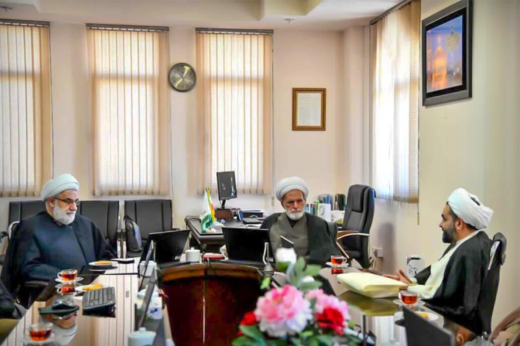 دیدار رئیس موسسه المرتضی با مدیر حوزه علمیه خراسان