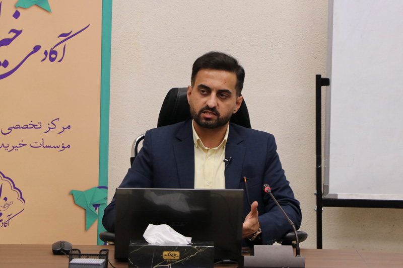 انجام آزمایش‌ها و معاینات طب کار یک الزام قانونی برای کارفرما است
