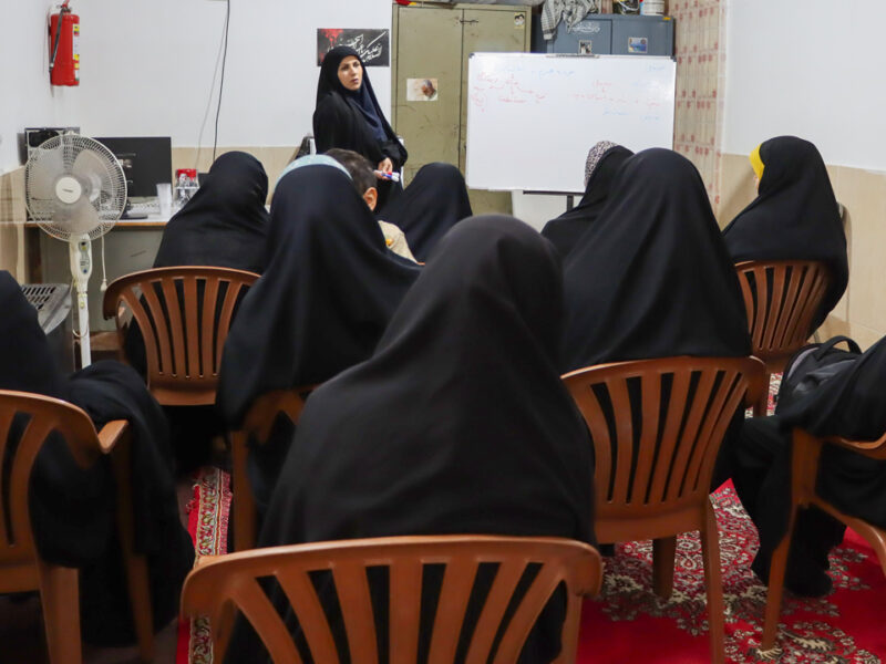 کارگاه آموزشی «مهارت‌های همسرداری» با محوریت ارتباط، تعاون و تعهد برگزار شد