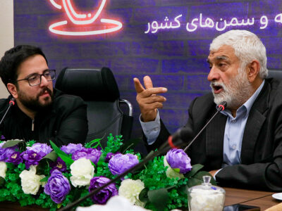 صد و دوازدهمین نشست «یک چای، یک تجربه» با حضور واعظمهدوی