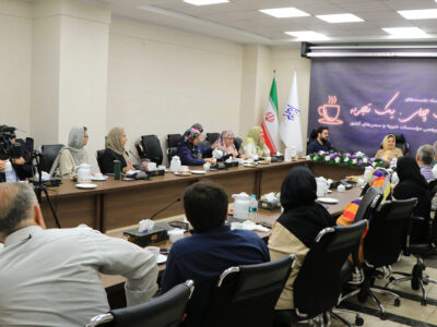 روایتگر 46 سال خدمت به کودکان بیسرپرست در نشست یک چای یک تجربه